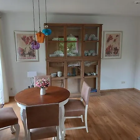 3 Zi-wohnung In Idyllischer Lage