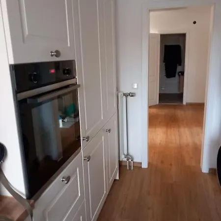 3 Zi-wohnung In Idyllischer Lage *