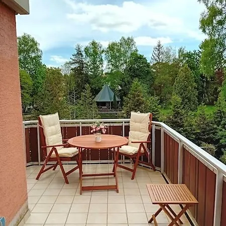 3 Zi-wohnung In Idyllischer Lage